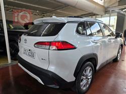 تۆیۆتا کۆرۆلا کرۆس